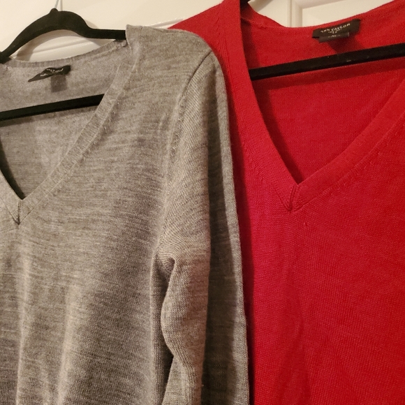Ann Taylor Sweaters - Picture 2 of 3